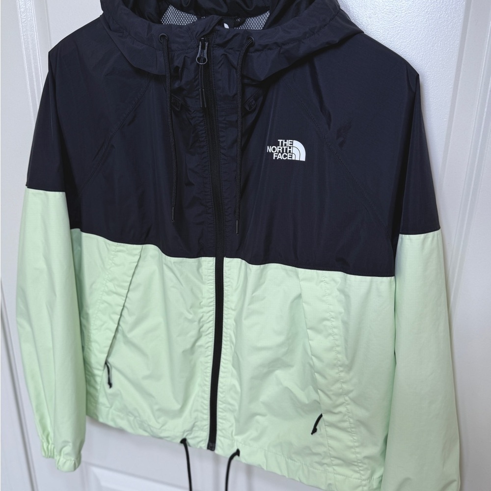 The North Face Women’s Hooded Windbreaker Jacket Black Mint Size M NWOT - Picture 3 of 11